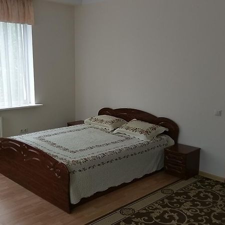 Sviatoshyn Aparthotel 基輔 外观 照片