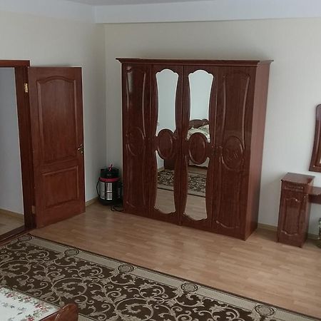 Sviatoshyn Aparthotel 基輔 外观 照片